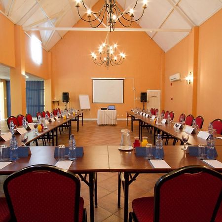Protea Hotel by Marriott Chingola Esterno foto