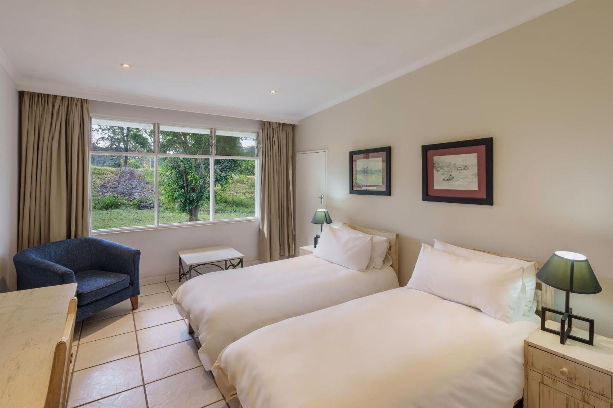 Protea Hotel by Marriott Chingola Esterno foto