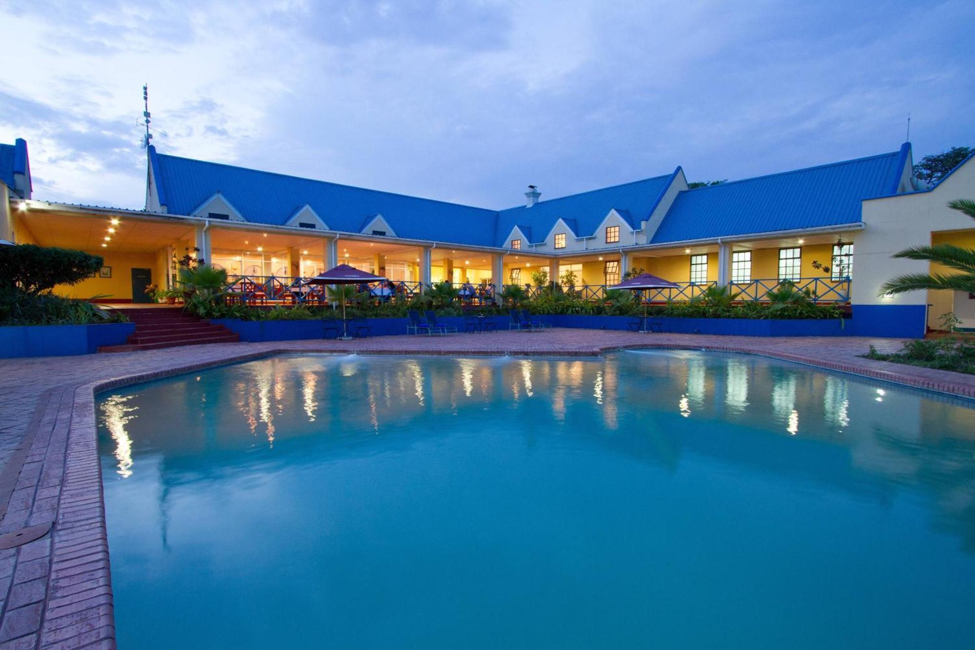 Protea Hotel by Marriott Chingola Esterno foto